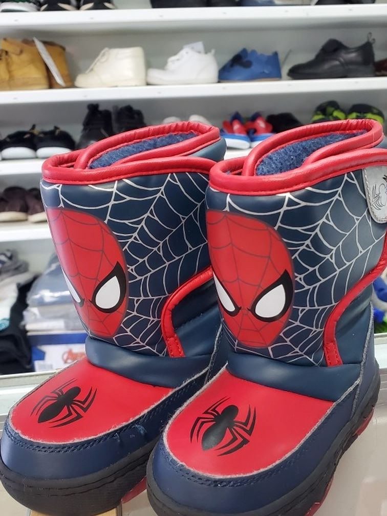 Snow Boots Size 7