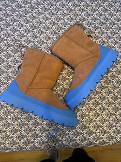 UGGS MENS SIZE 12