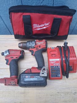 Milwaukee M18 Fuel Hammer drill &Impact Driver