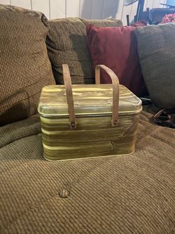 Vintage Picnic Basket 