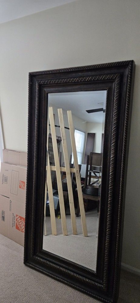 Hooker Jewelry Cabinet And Mirror