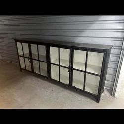 RESTORATION HARDWARE
