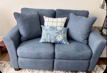 Love seat