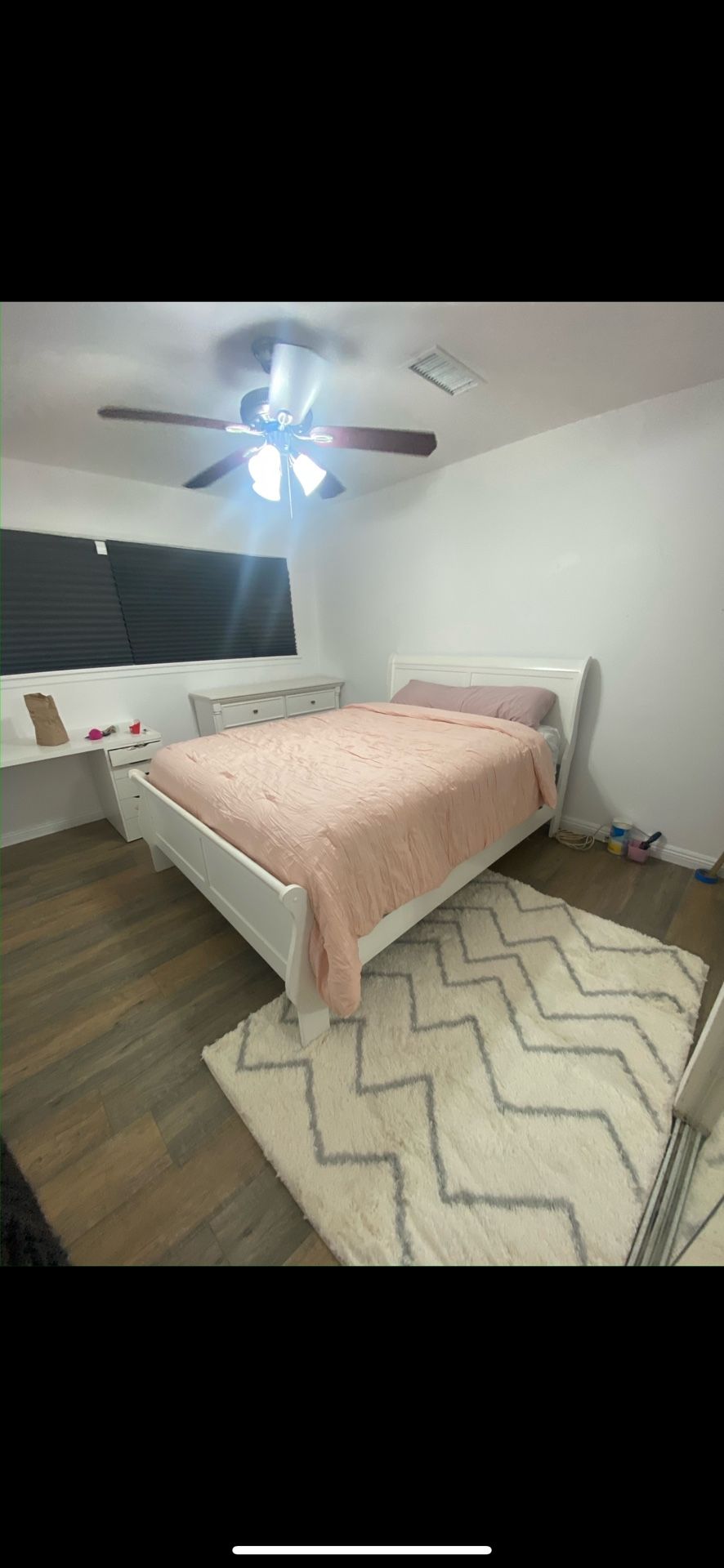 Queen Tempurpedic Bed ( Mattress And Bed Frame )