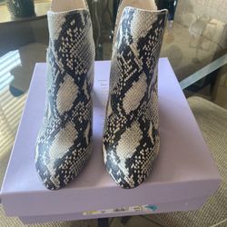 Steve Madden Boots