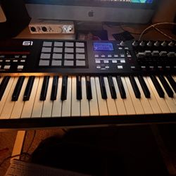 AKAI MPK61