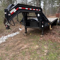 30 ft PJ Gooseneck Flatbed Trailer (Heavy Duty)