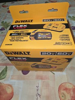 Dewalt 8ah flexvolt battery with fast charger.  Price firm