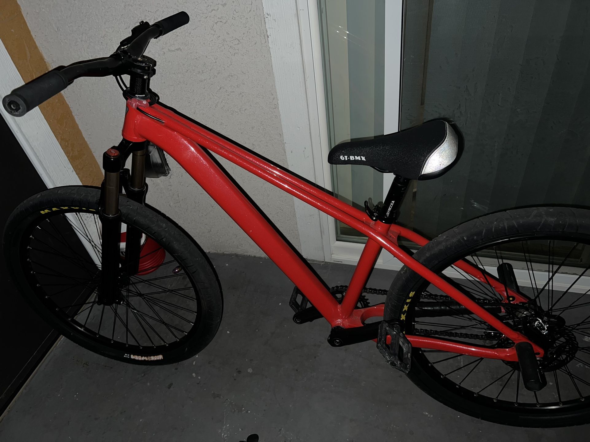 La Plaga Bike New Maxxis Tires π Brakes Mt200