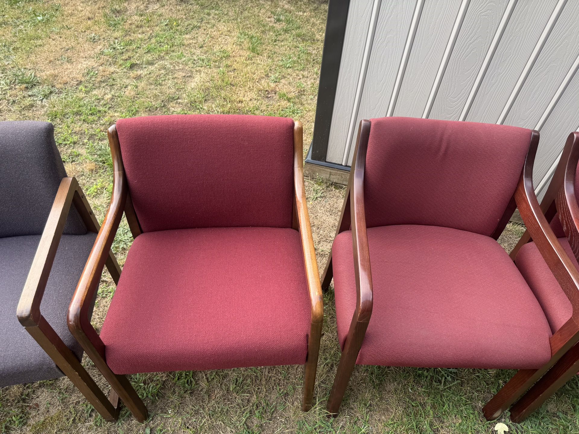 3 OFFICE CHAIRS