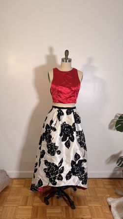 Teeze Me Red Satin Crop Top White Floral Maxi Skirt Two Piece Set Size M