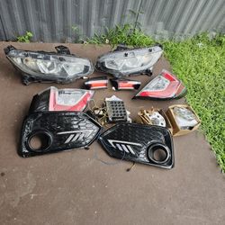 2016-2019 Honda Civic Head & Rear Lights And 2 Milewaukee Tool Boxes