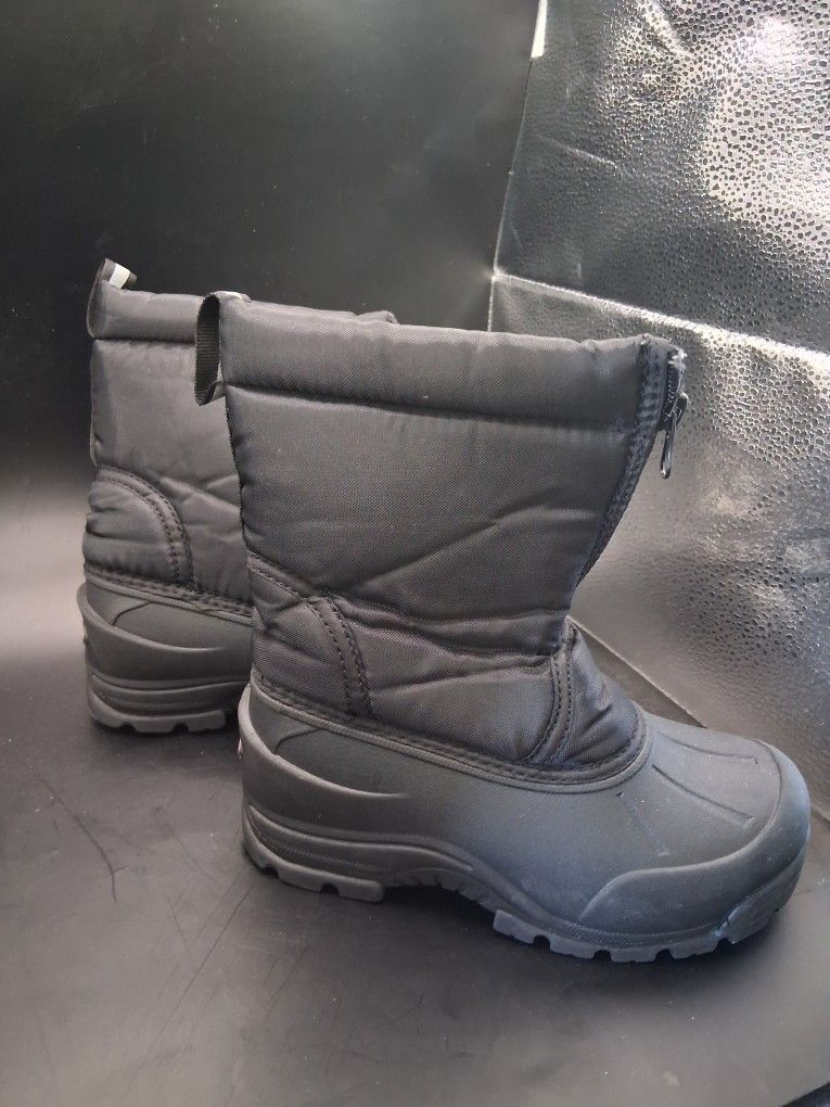 Northside Kids Black Snow Boots With Zipper
