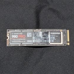 Samsung 980 Pro 250GB NVMe SSD