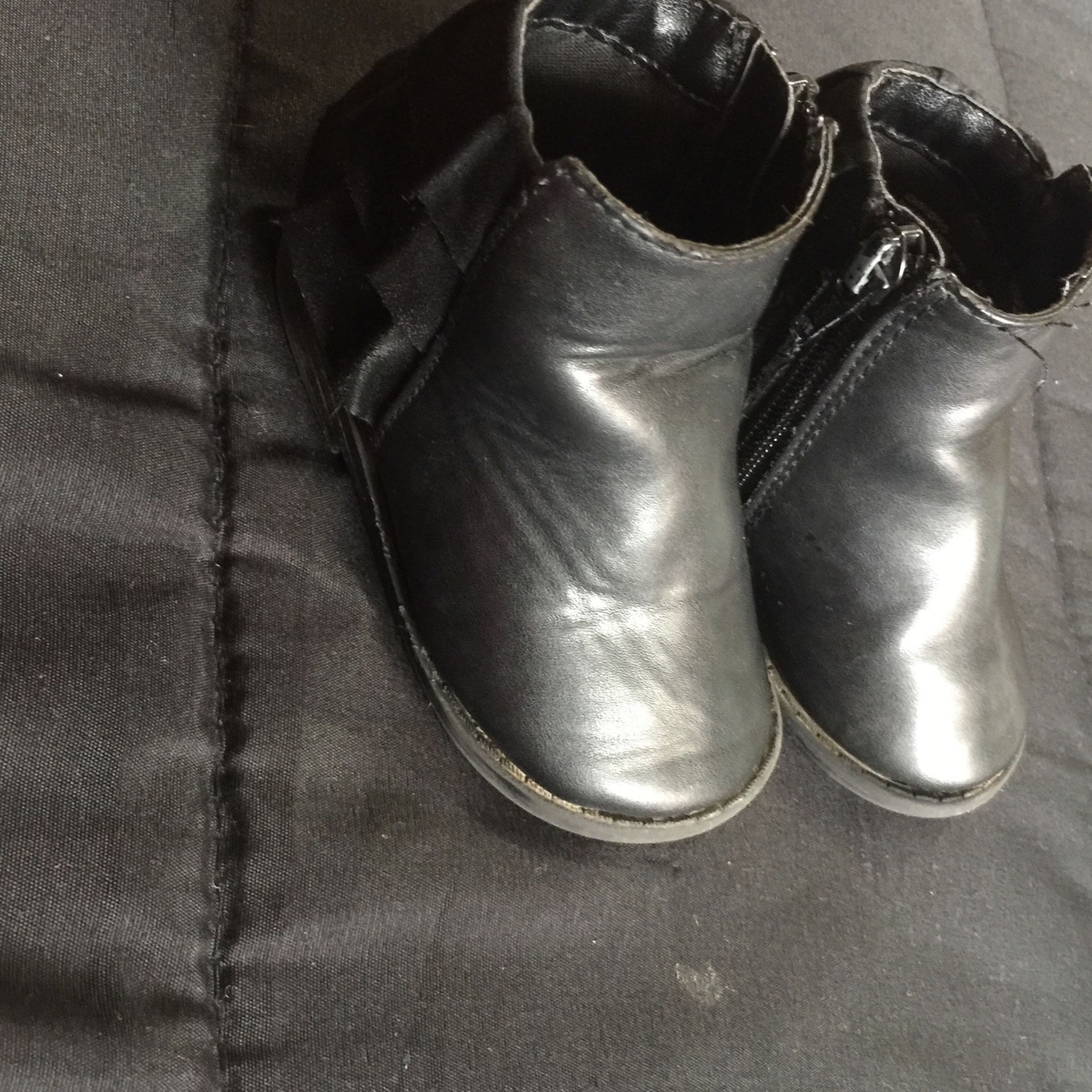 Girls Boots Size 5