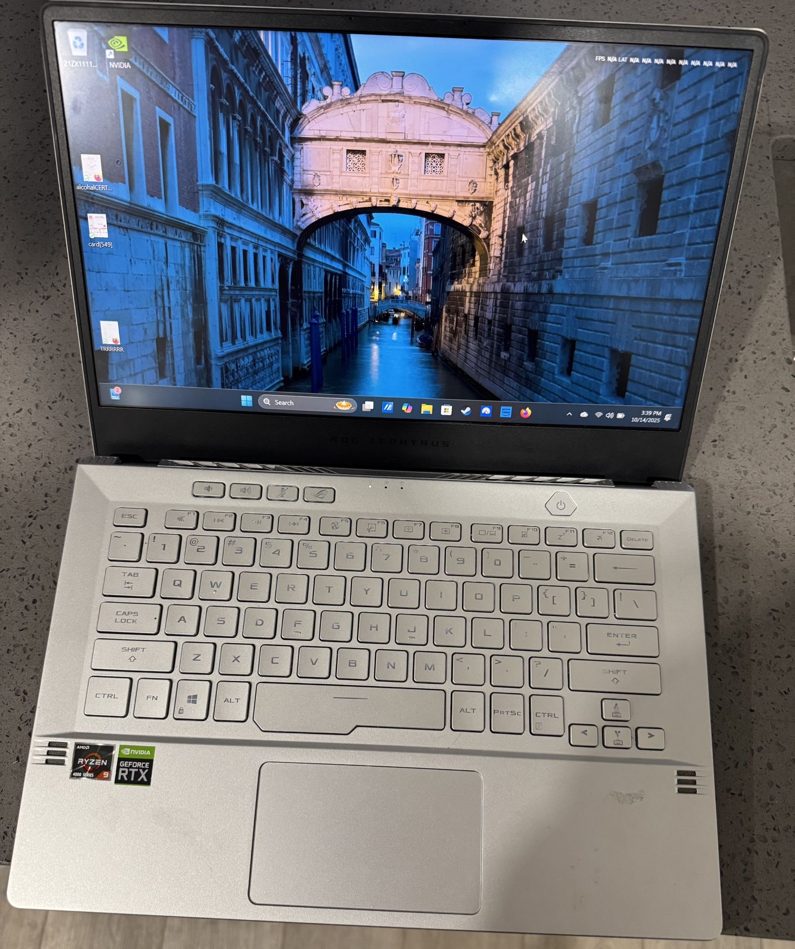 14” ROG Laptop Rtx 2060 Q-max 