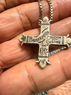 Retired James Avery Magnanimiter Crucem Sustine FHS Cross