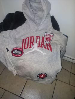 JORDAN PULLOVER SIZE MED/YOUTH