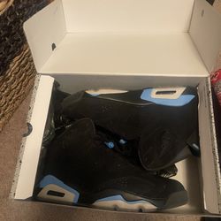 2017 Jordan 6 UNC 