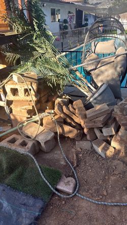 Free stone must pick up grand terrace