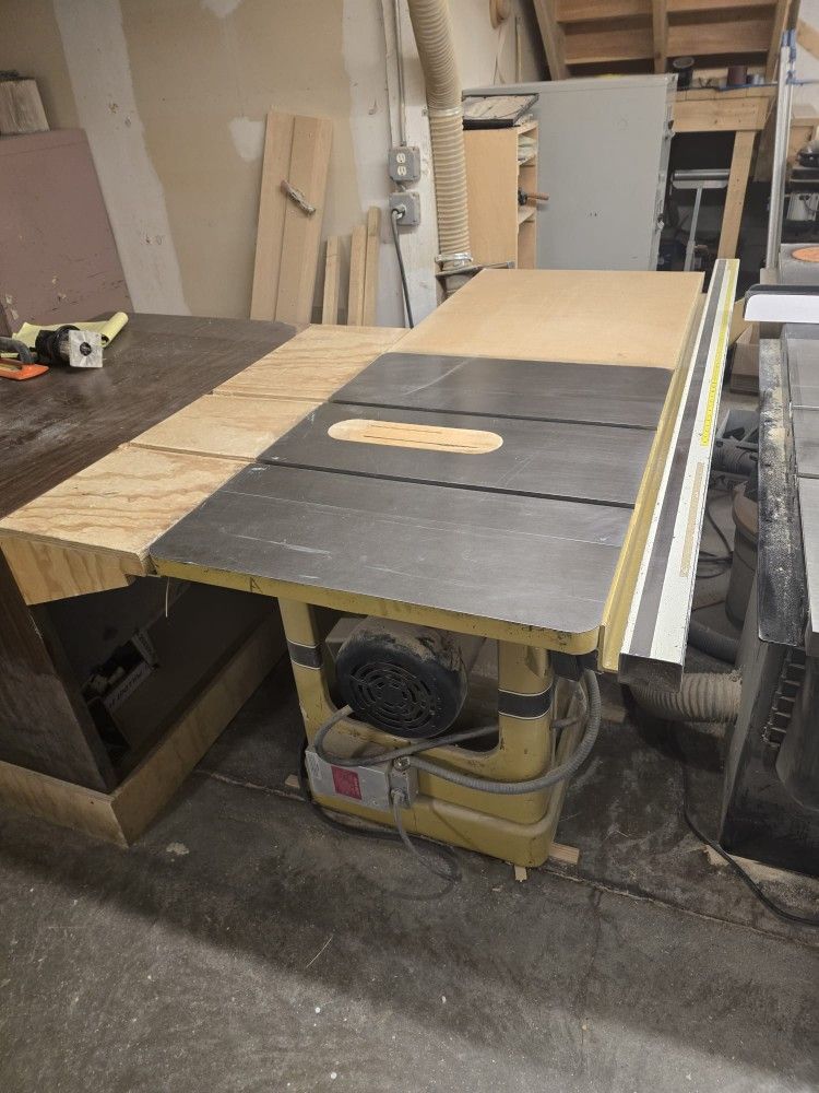 POWERMATIC TABLE SAW