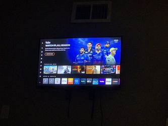 32 Inch Visio Tv With Remote And Wall Mount