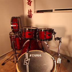 TAMA Superstar Hyperdrive 5-Piece Kit