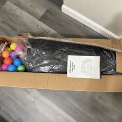Playpen With Balls New 