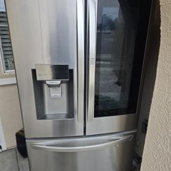 LG KNOCK & SEE FRENCH DOOR FRIDGE