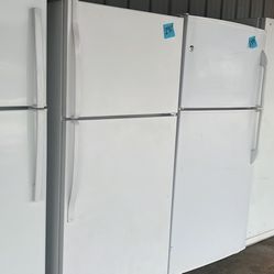 Whirlpool Top Freezer Refrigerator Working With Warranty 