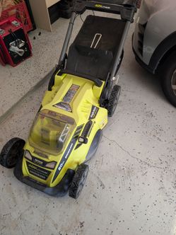 Ryobi 40V cordless lawn mower in good condition. Comes with one battery