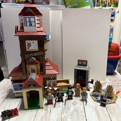 LEGO Harry Potter 4840 The Burrow Near Complete 2010 Missing One Figure