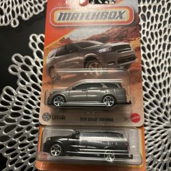 2018  Durango ( Black & Grey) Collectibles Toys 