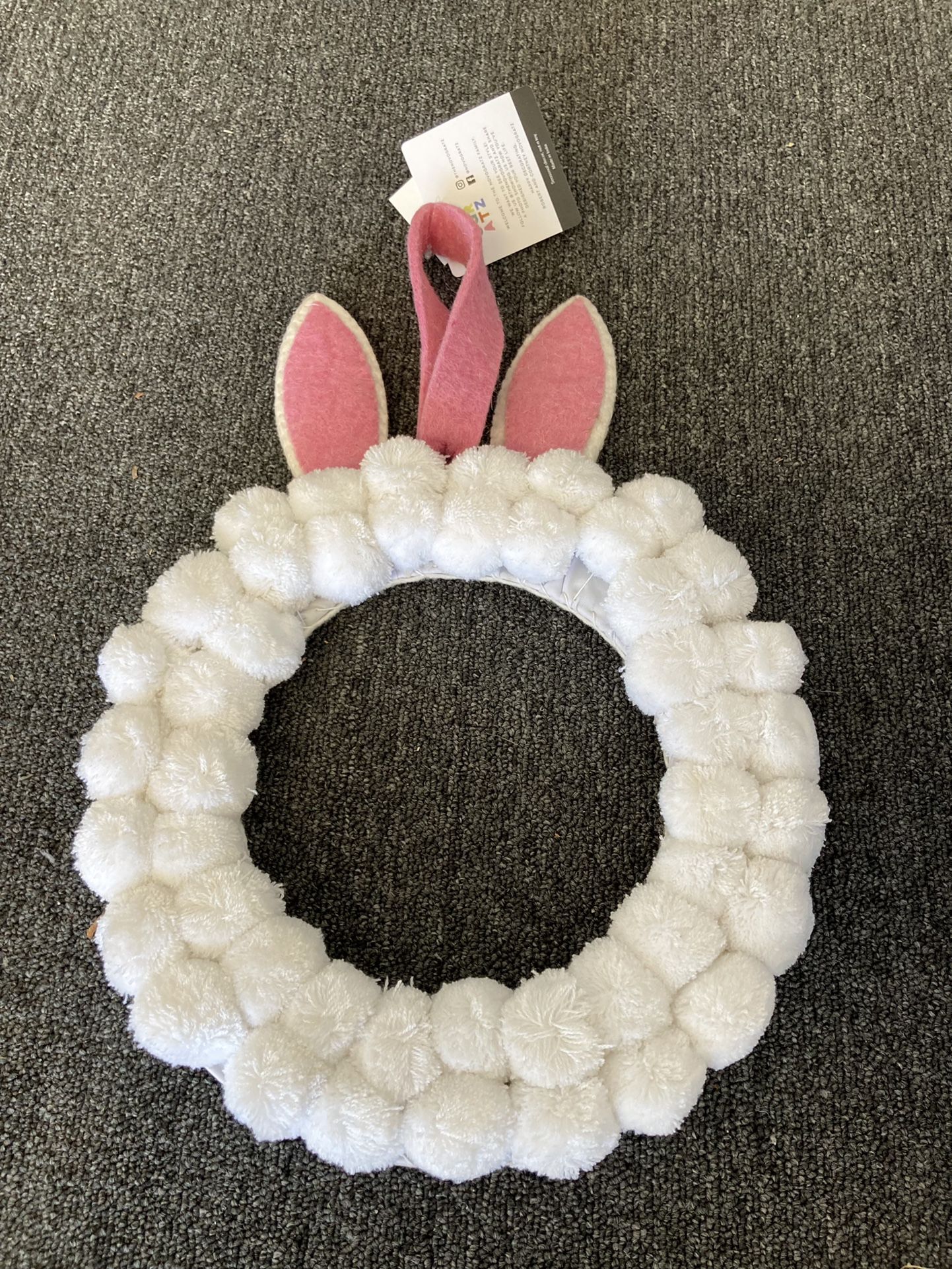 Nwt Bunny Pompom Wreath