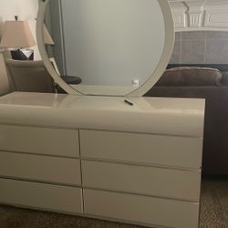 Dressers White 