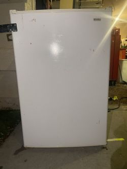KENMORE FREEZER 