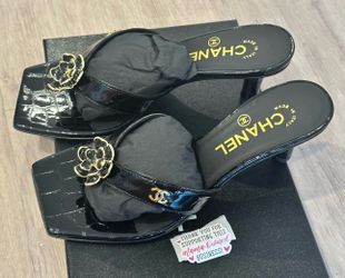 Chanel 26A Black Crocodile Croc CC Flower Backless Mule Heel Thong Sandal 36.5
