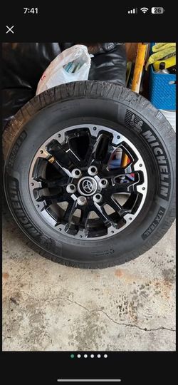 Toyota Tundra Rims and Tires