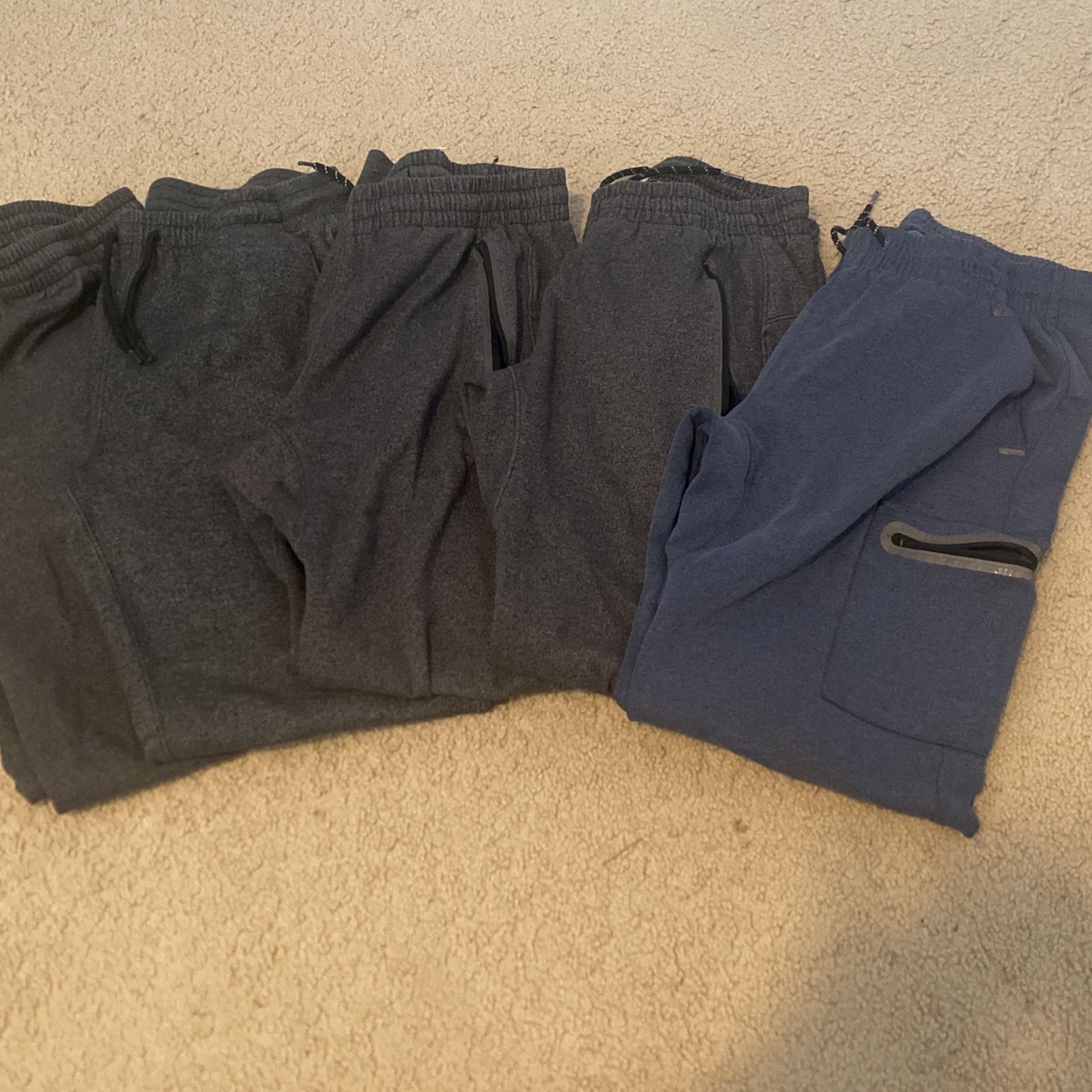 5 Pairs Men’s Joggers Size Small