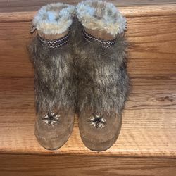 Minnetonka Boots