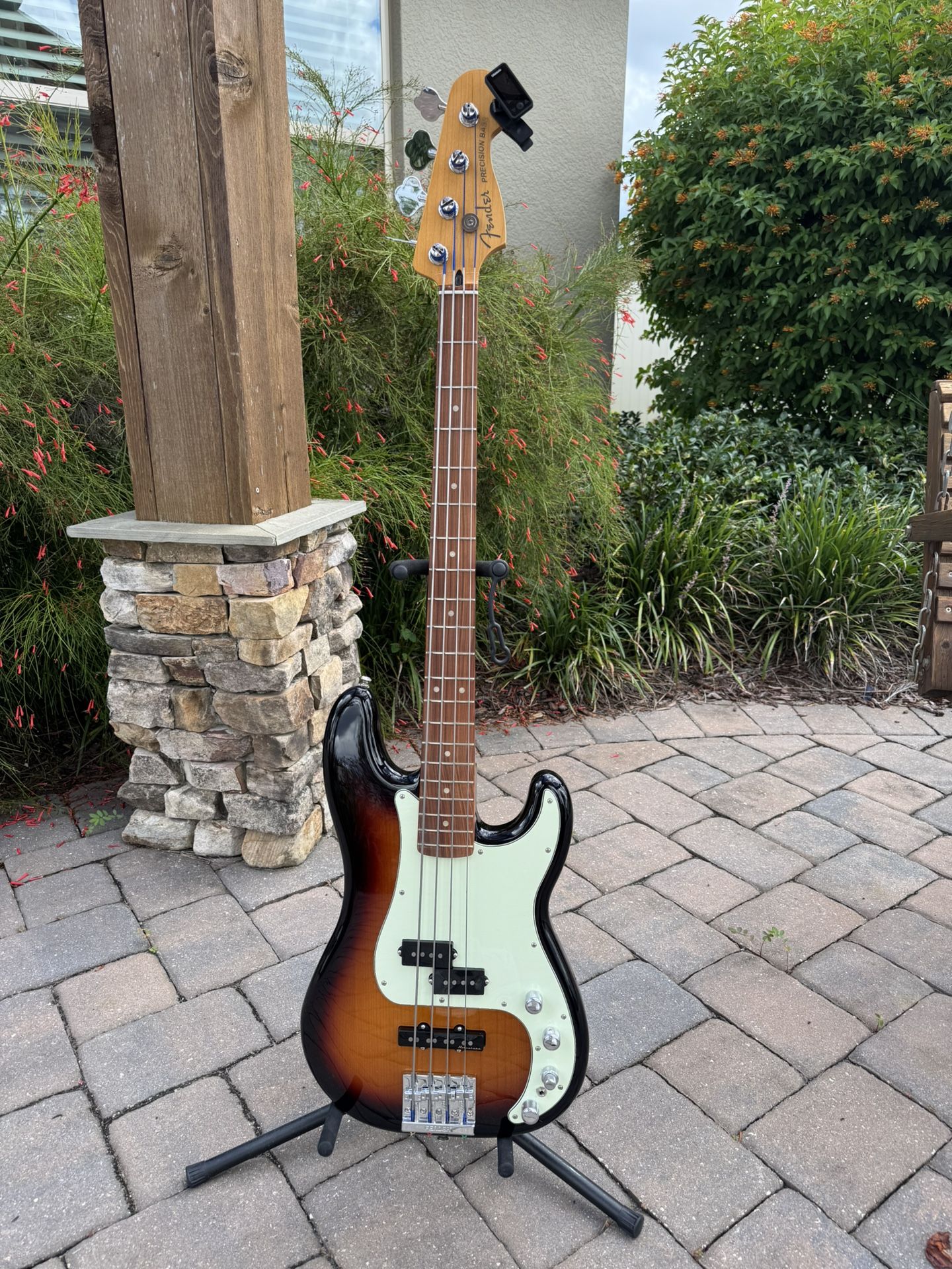 Fender Precision Bass