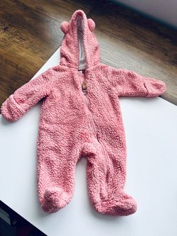 Jumpsuit bear. New born.
