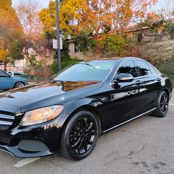 2016 Mercedes Benz c300 runs great clean title