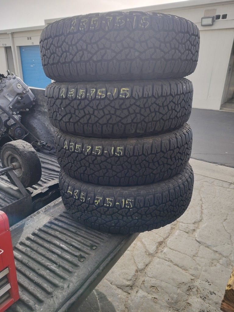 Set Llantas 235/75/15