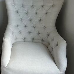 Back Accent Chair 