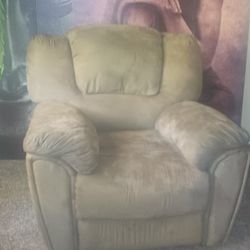 Free Recliner Needs Work On Handle