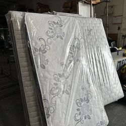 New Twin Deluxe Brand 