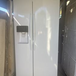 SAMSUNG Refrigerator/Freezer 