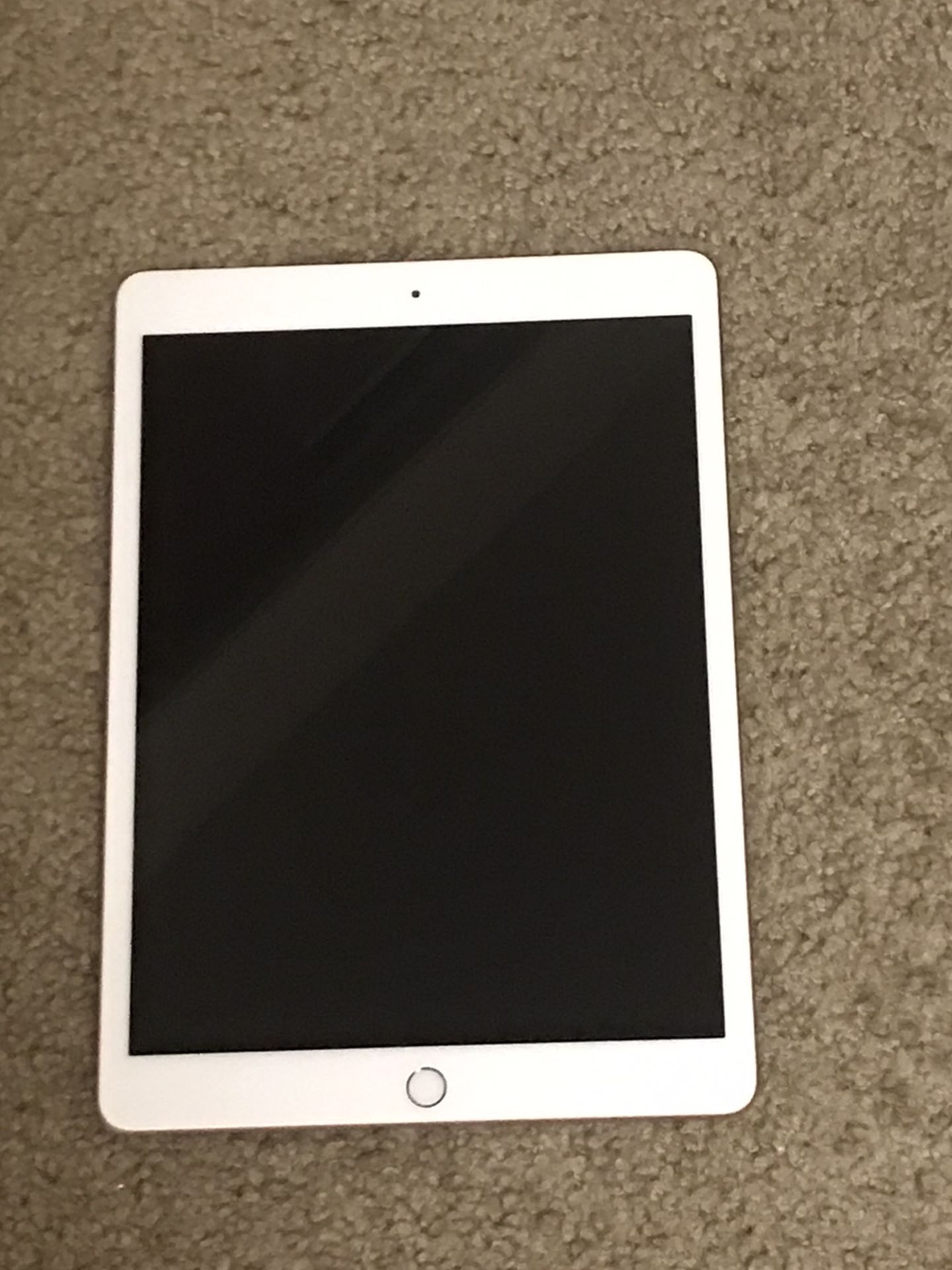 Apple iPad (10.2-inch, Wi-Fi, 128GB) - Gold (Latest Model, 8th Generation)