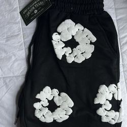 DT Shorts